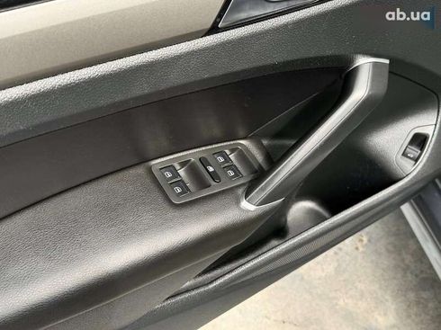 Volkswagen Passat 2021 - фото 27