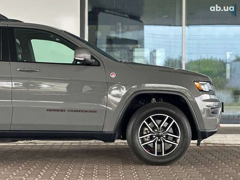Jeep Grand Cherokee 2020 - фото 12