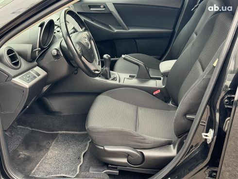 Mazda 3 2011 черный - фото 14