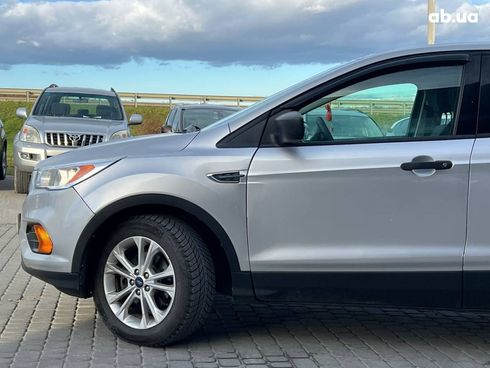 Ford Escape 2016 серый - фото 3