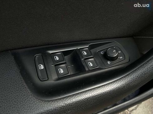 Volkswagen Passat 2016 - фото 17