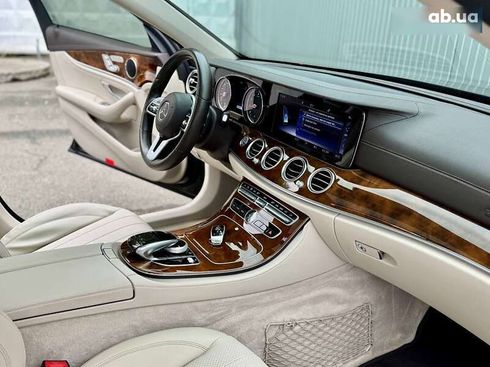 Mercedes-Benz E-Класс 2020 - фото 29