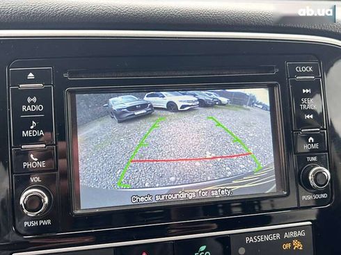 Mitsubishi Outlander 2018 - фото 24