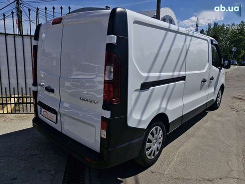 Renault Trafic 2019 - фото 6