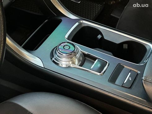 Ford Fusion 2016 белый - фото 6