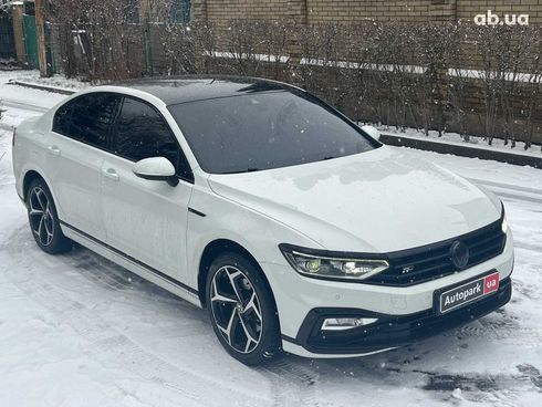 Volkswagen Passat 2021 белый - фото 5