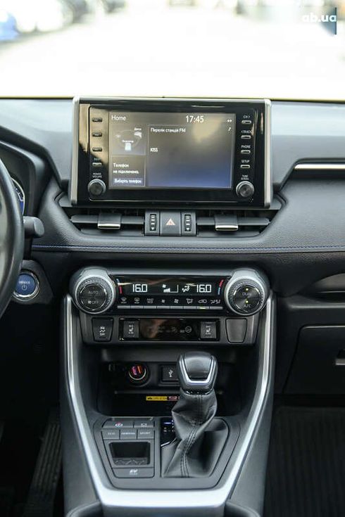 Toyota RAV4 2022 - фото 29