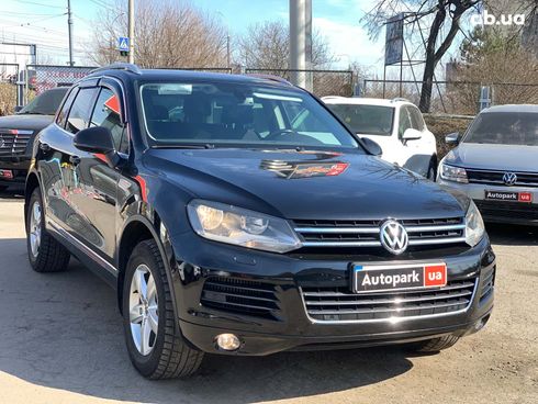 Volkswagen Touareg 2013 черный - фото 3