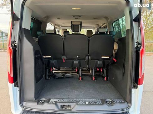 Ford Tourneo Custom 2013 - фото 16