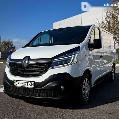 Renault Trafic 2019 - фото 7