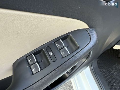 Volkswagen Jetta 2014 - фото 21