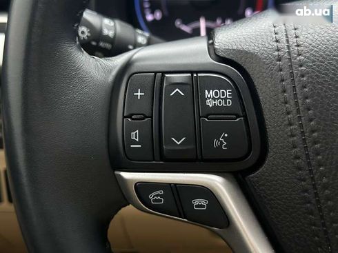 Toyota Highlander 2016 - фото 26