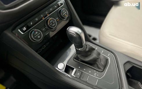 Volkswagen Tiguan 2018 - фото 12