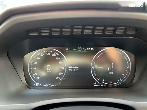 Volvo XC90 2021 - фото 23