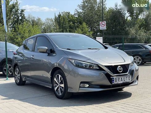 Nissan Leaf 2019 - фото 9