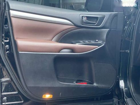 Toyota Highlander 2018 - фото 16