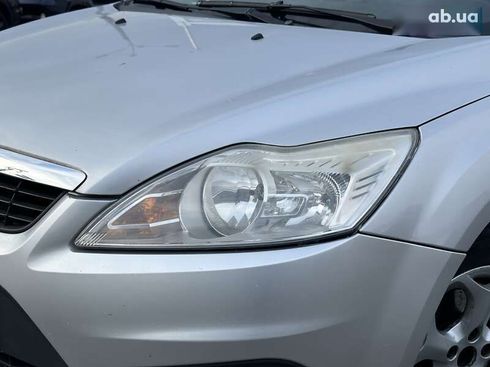 Ford Focus 2011 - фото 11