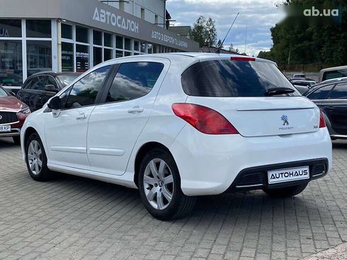 Peugeot 308 2012 - фото 8