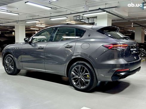 Maserati Levante 2022 - фото 26