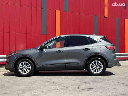 Ford Kuga 2021 - фото 16