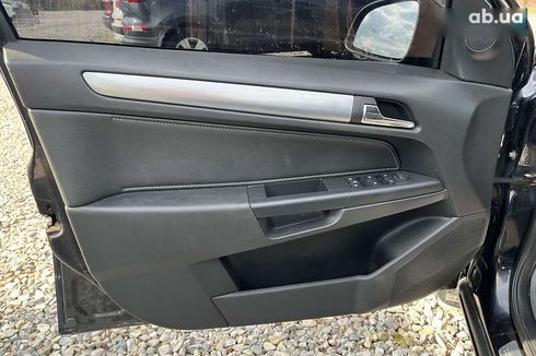 Opel Astra 2010 - фото 10