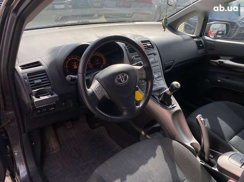 Toyota Auris 2008 - фото 6