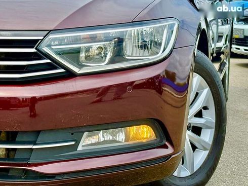 Volkswagen Passat 2017 - фото 15