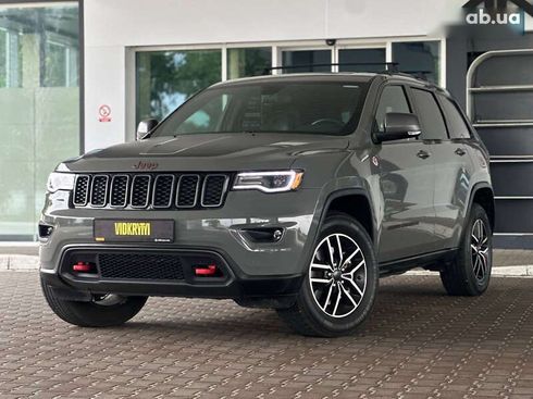 Jeep Grand Cherokee 2020 - фото 2