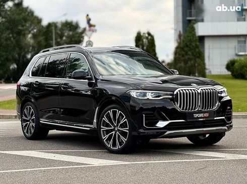 BMW X7 2022 - фото 11