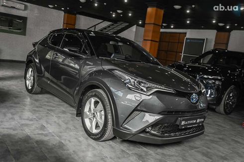 Toyota C-HR 2018 - фото 6