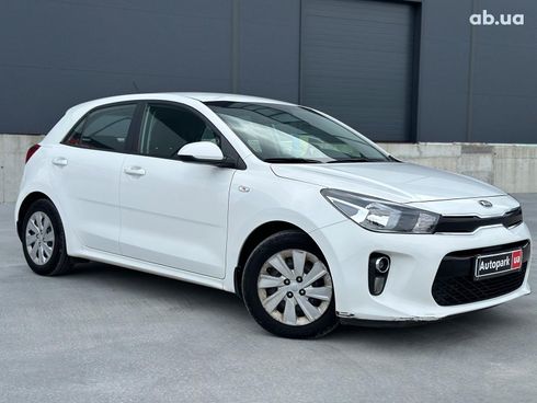 Kia Rio 2017 белый - фото 3