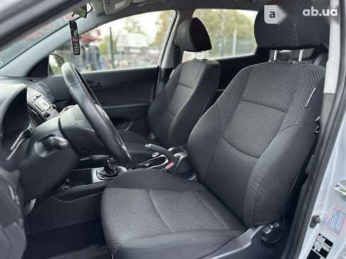 Hyundai i30 2009 - фото 23