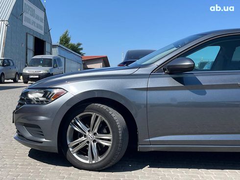 Volkswagen Jetta 2018 серый - фото 14