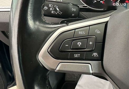 Volkswagen Passat 2020 - фото 18