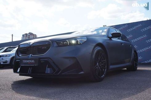 BMW M5 2025 - фото 9