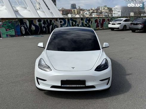 Tesla Model 3 2022 - фото 10