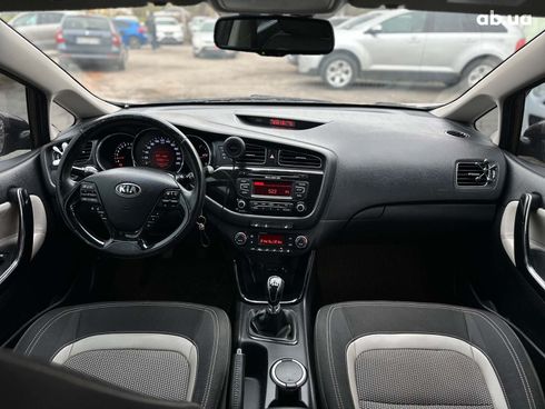 Kia Cee'd 2012 коричневый - фото 15