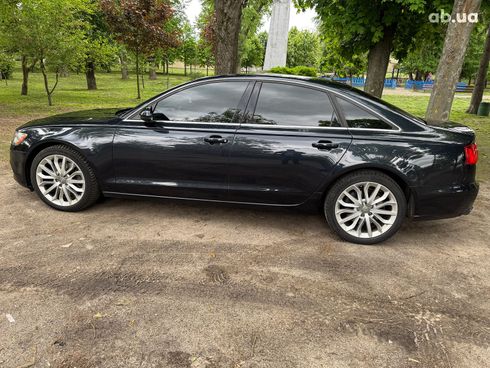 Audi A6 2014 синий - фото 11