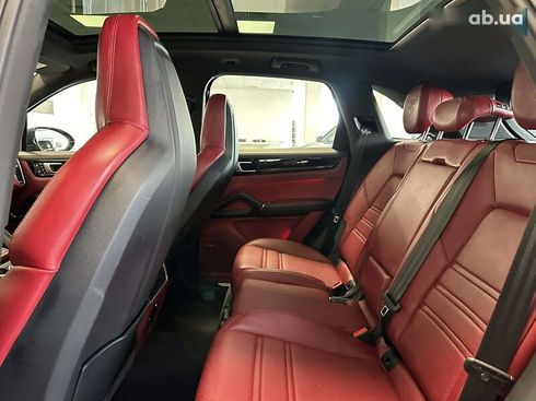 Porsche Cayenne 2022 - фото 16