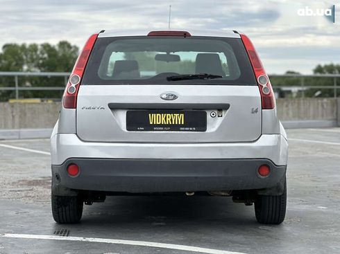 Ford Fiesta 2007 - фото 9