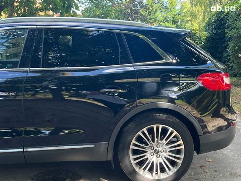 Lincoln MKX 2017 черный - фото 16