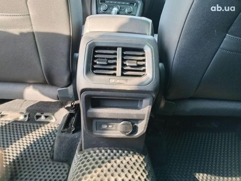 Volkswagen Tiguan 2021 синий - фото 37