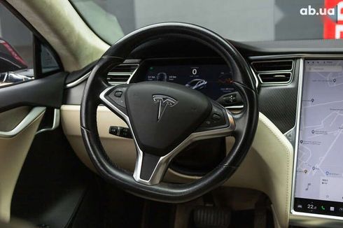 Tesla Model S 2018 - фото 16