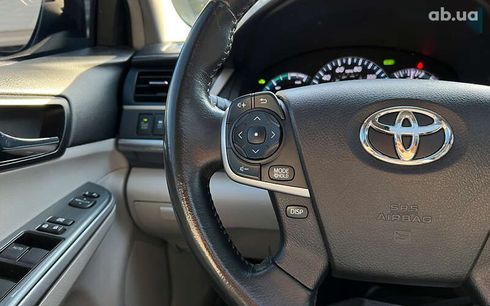 Toyota Camry 2013 - фото 11