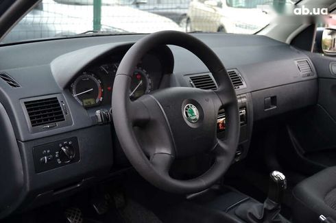 Skoda Fabia 2005 - фото 23