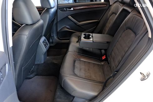 Volkswagen Passat 2014 белый - фото 8