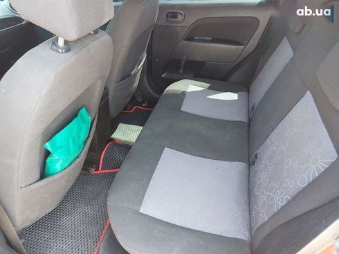Ford Fiesta 2006 - фото 24