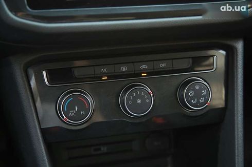 Volkswagen Tiguan 2018 - фото 15