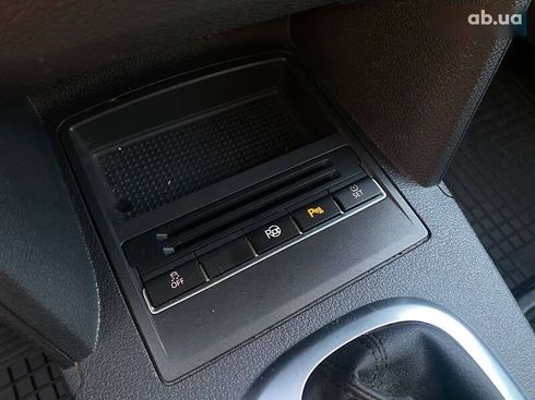 Volkswagen Touran 2015 - фото 15