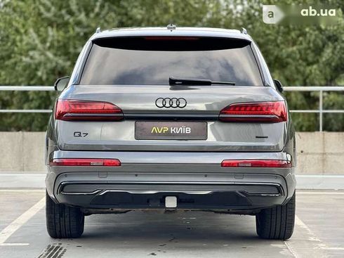 Audi Q7 2019 - фото 11